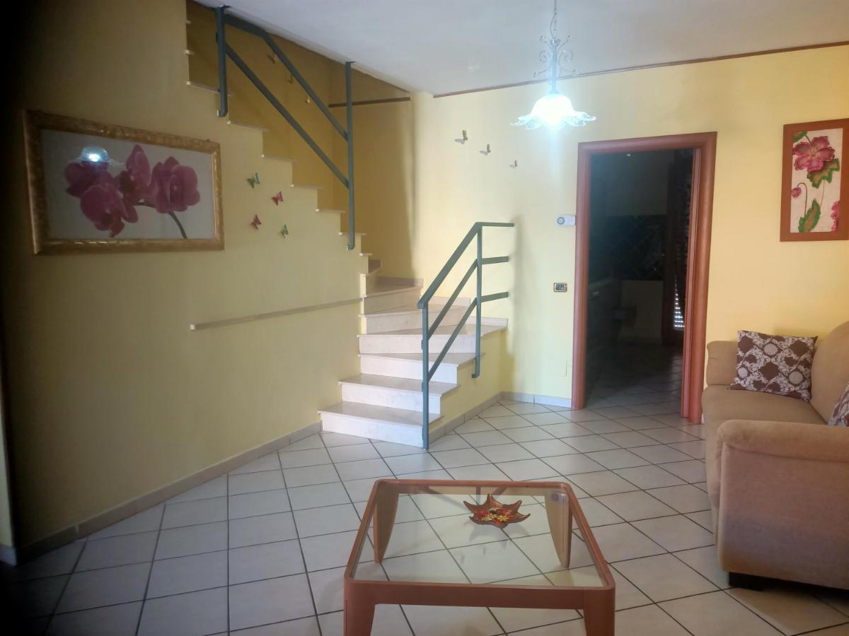 הוילה וטראלה Casa Sole מראה חיצוני תמונה